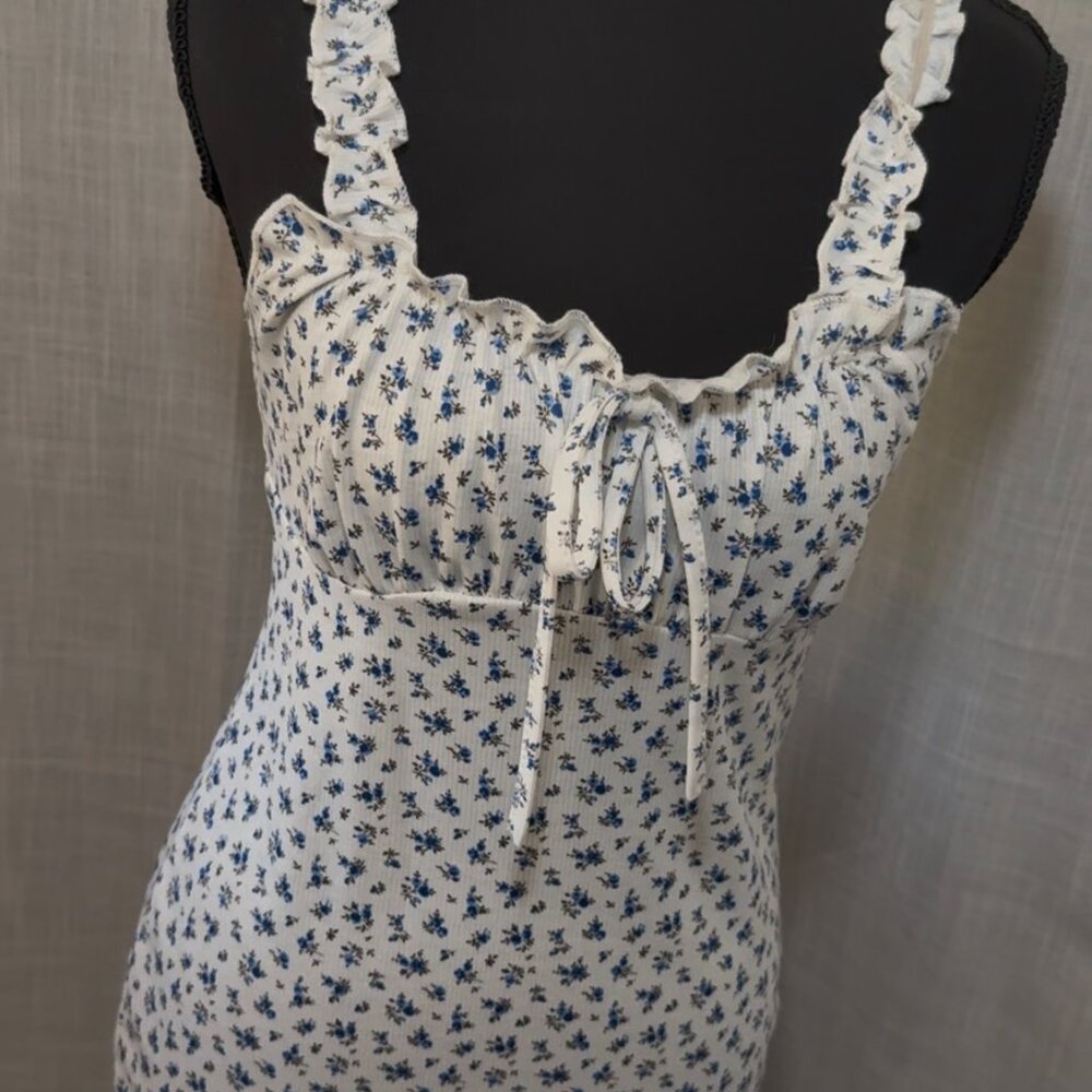 SHEIN White Blue Floral Ruffle Strap Tie Front Mini Dress Size M ✨🌸